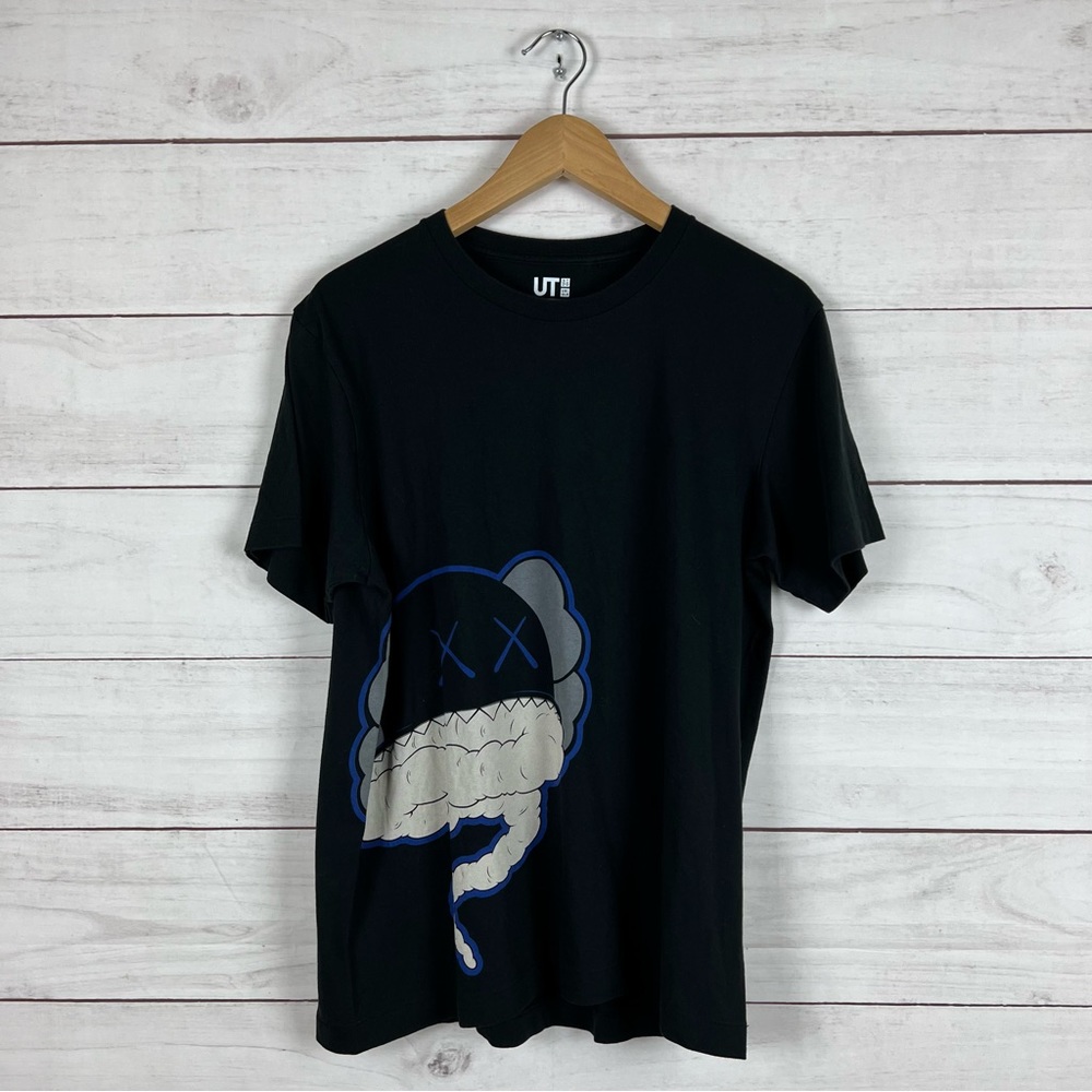 KAWS UT Uniqlo Cloud T-Shirt Large